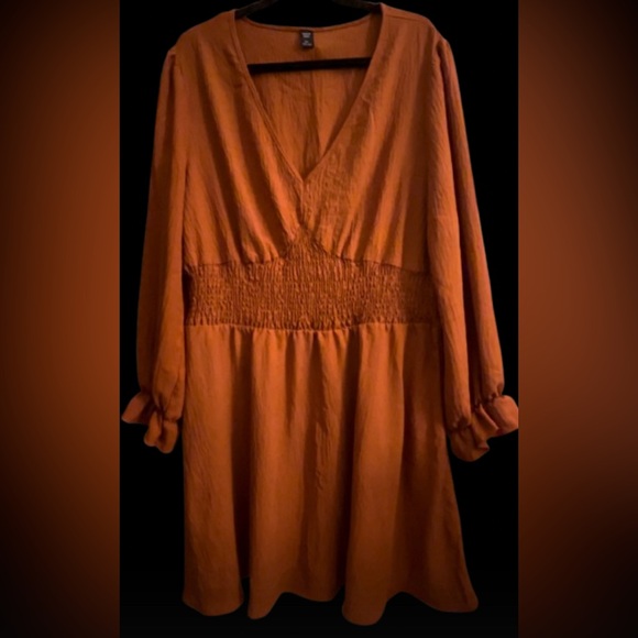 Size 2X SHEIN Curve Long Sleeve Dress - Picture 2 of 4